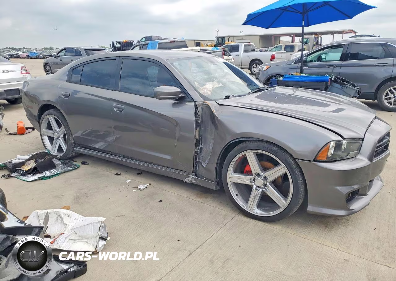 2011 Dodge Charger VIN:2B3CL3CG3BH566779 - 4