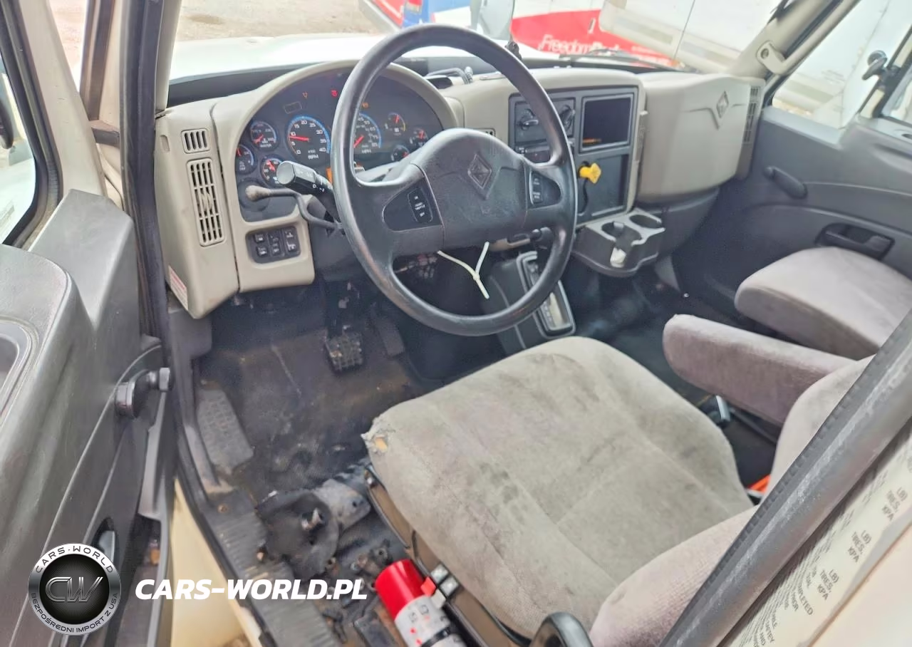2015 International 4300 Refrigerated Box Truck VIN:3HAMMMML3FL525630 - 8