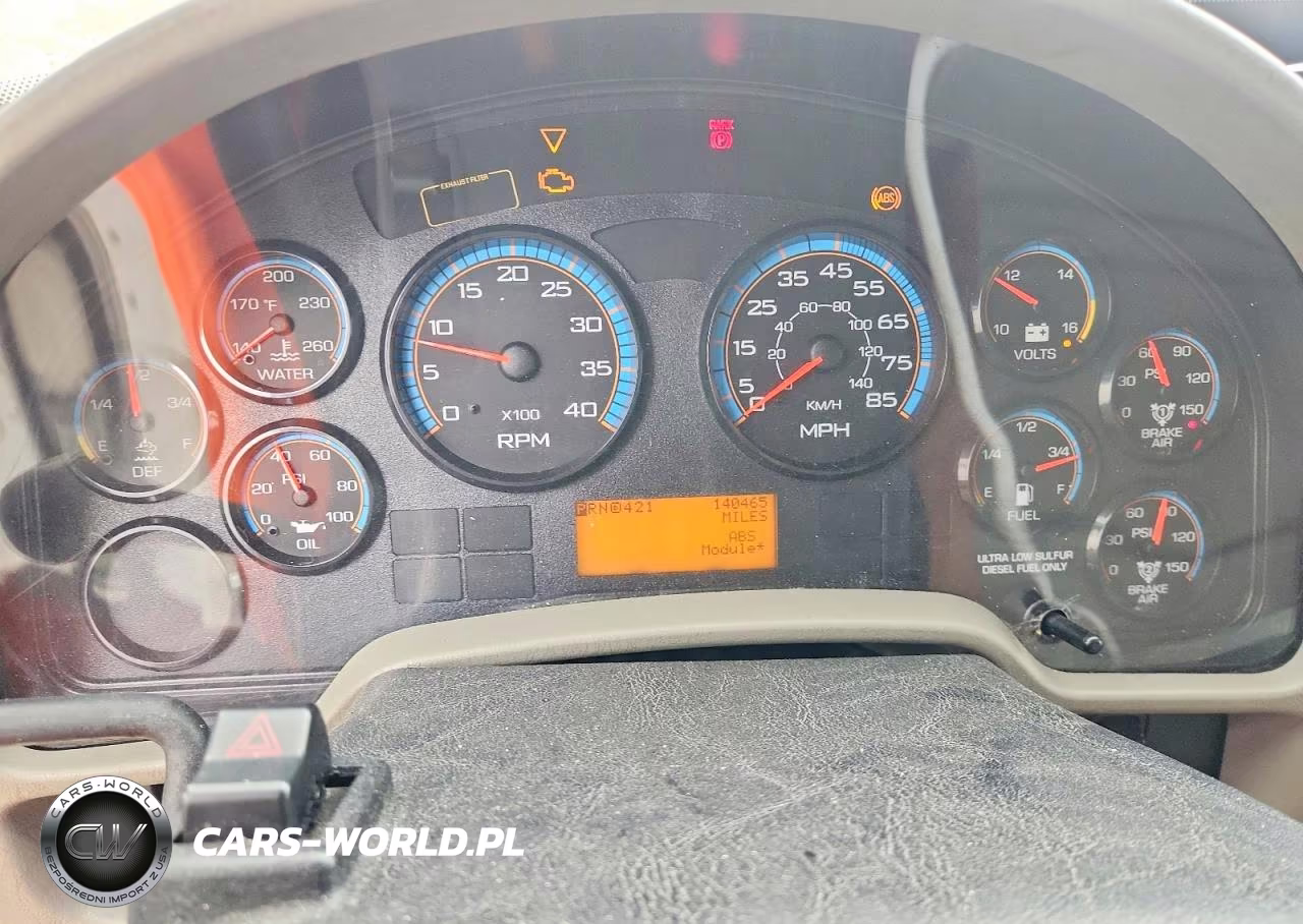 2015 International 4300 Refrigerated Box Truck VIN:3HAMMMML3FL525630 - 9