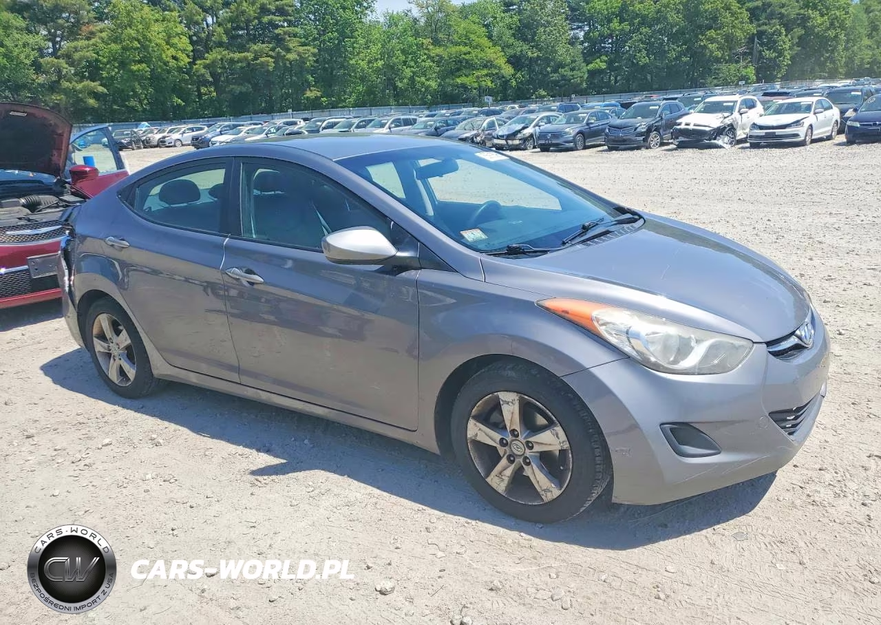 2011 Hyundai Elantra Gls VIN:5NPDH4AE5BH057666 - 4