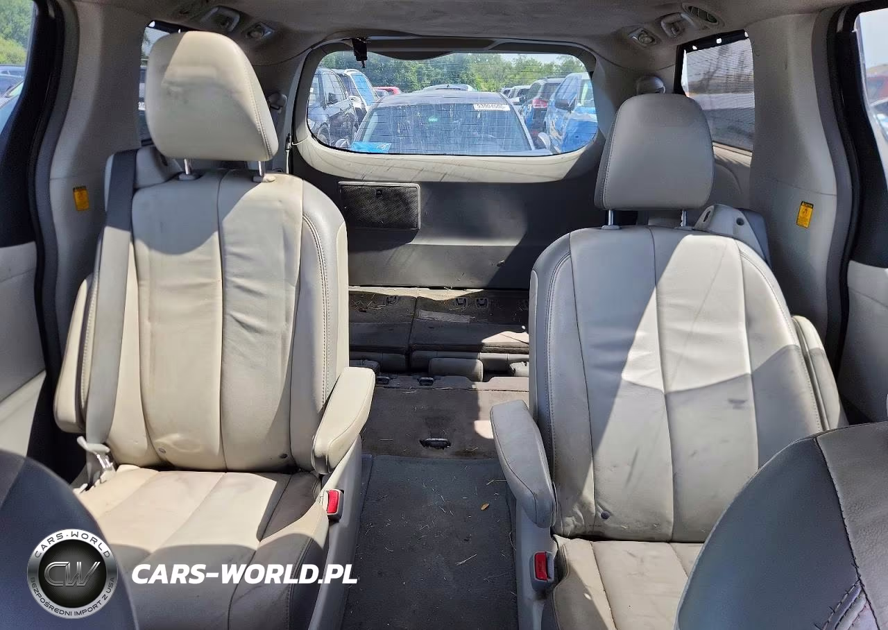 2013 Toyota Sienna Limited 7-Passenger VIN:5TDYK3DC6DS327007 - 10