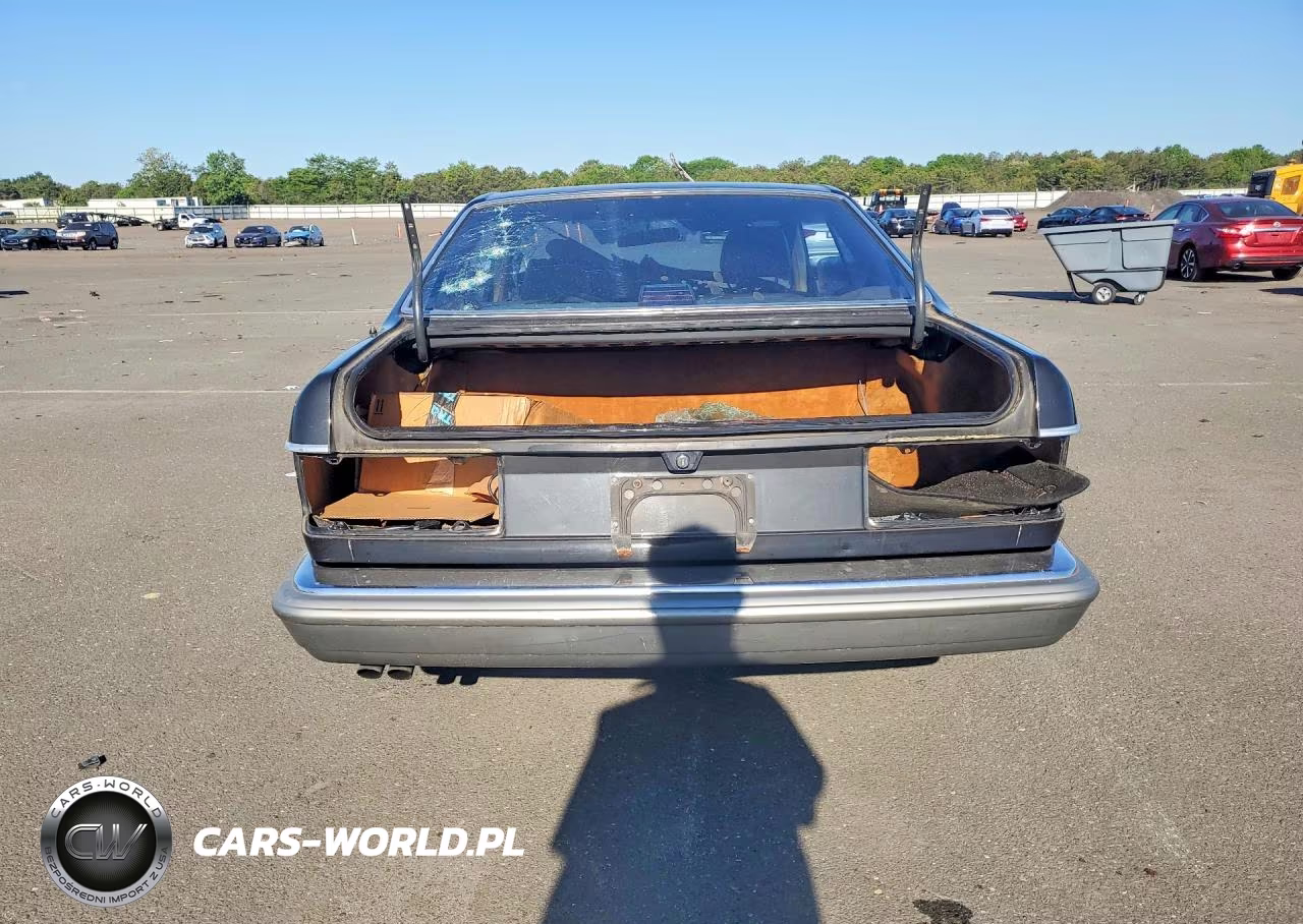 1987 Mercedes-Benz 560 Sec VIN:WDBCA45D9HA331421 - 6
