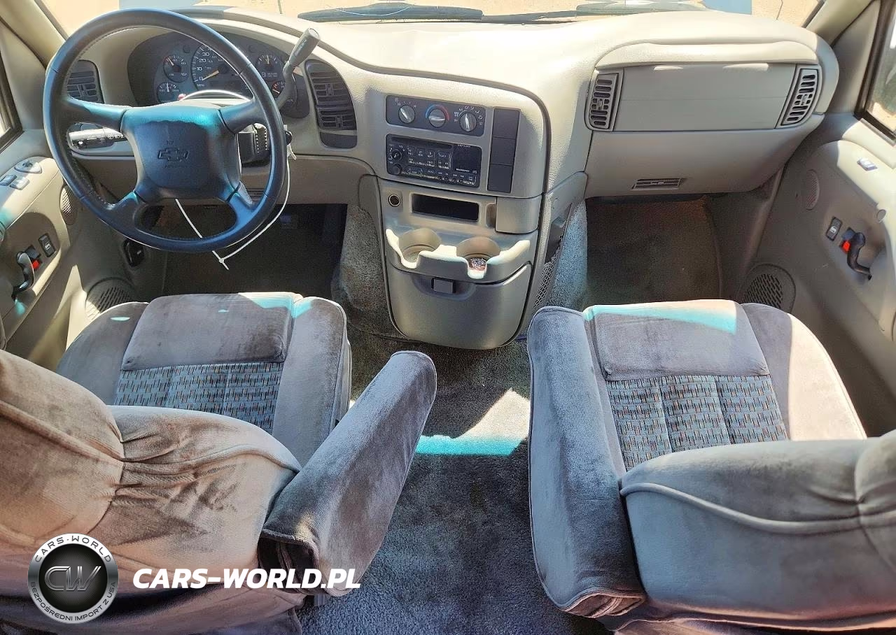 2002 Chevrolet Astro VIN:1GBDM19X12B156104 - 8