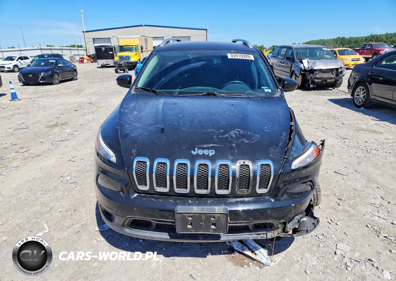 2017 Jeep Cherokee Latitude VIN:1C4PJMCS3HW600049 - 5