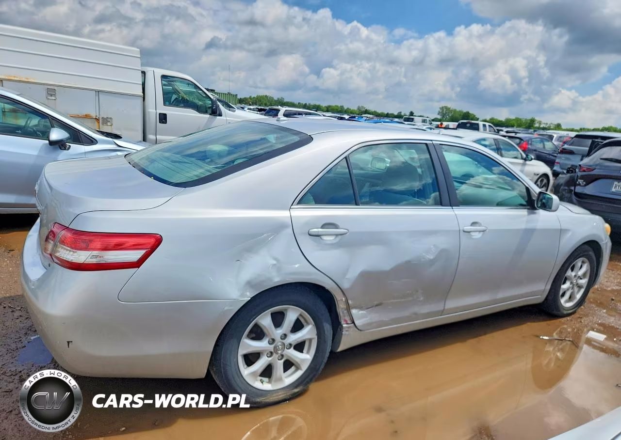 2011 Toyota Camry Le VIN:4T1BF3EK3BU751443 - 3