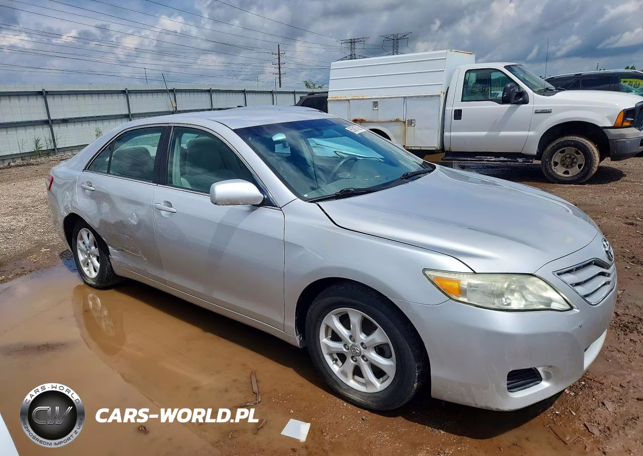 2011 Toyota Camry Le VIN:4T1BF3EK3BU751443 - 4