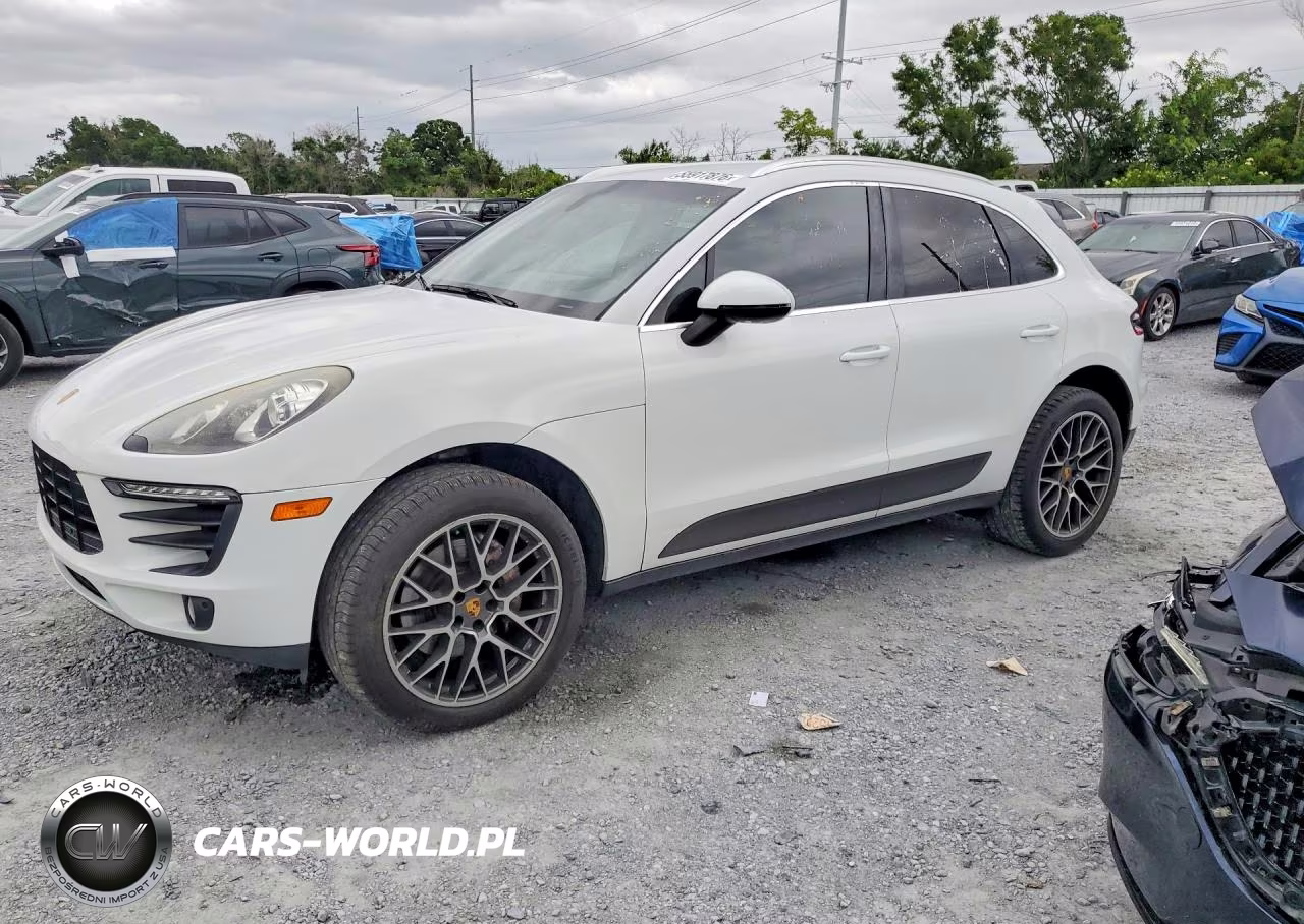 2015 Porsche Macan S