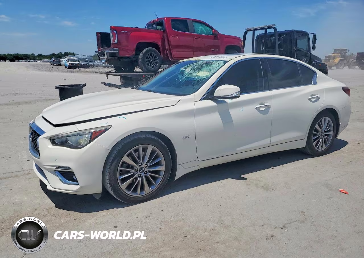 2018 Infiniti Q50 3.0T Luxe – zdjęcie 1 z 12