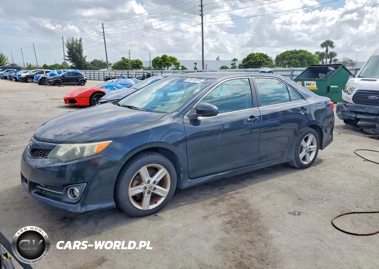 2013 Toyota Camry Se – zdjęcie 1 z 12