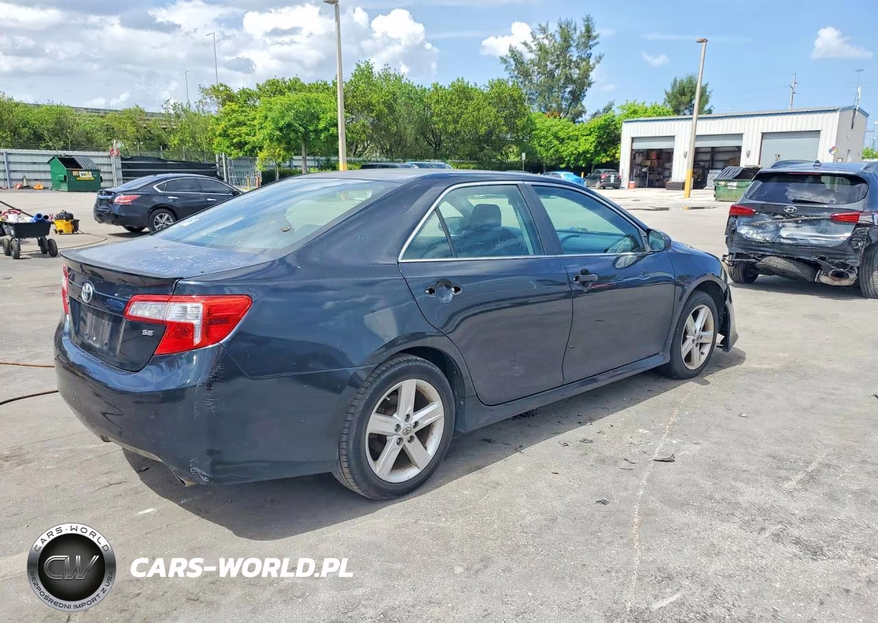 2013 Toyota Camry Se VIN:4T1BF1FK4DU278142 - 3