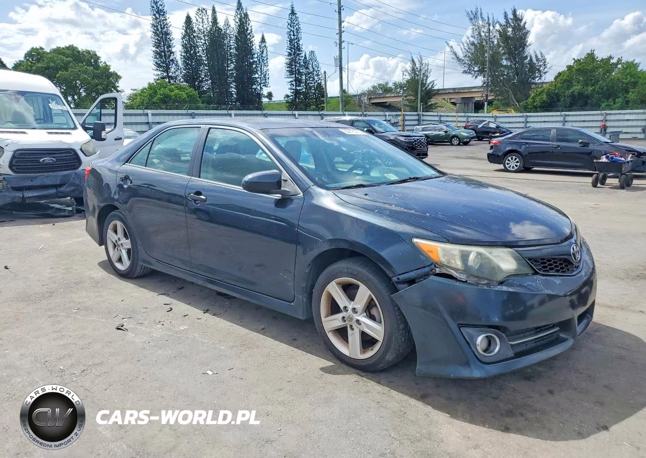 2013 Toyota Camry Se VIN:4T1BF1FK4DU278142 - 4