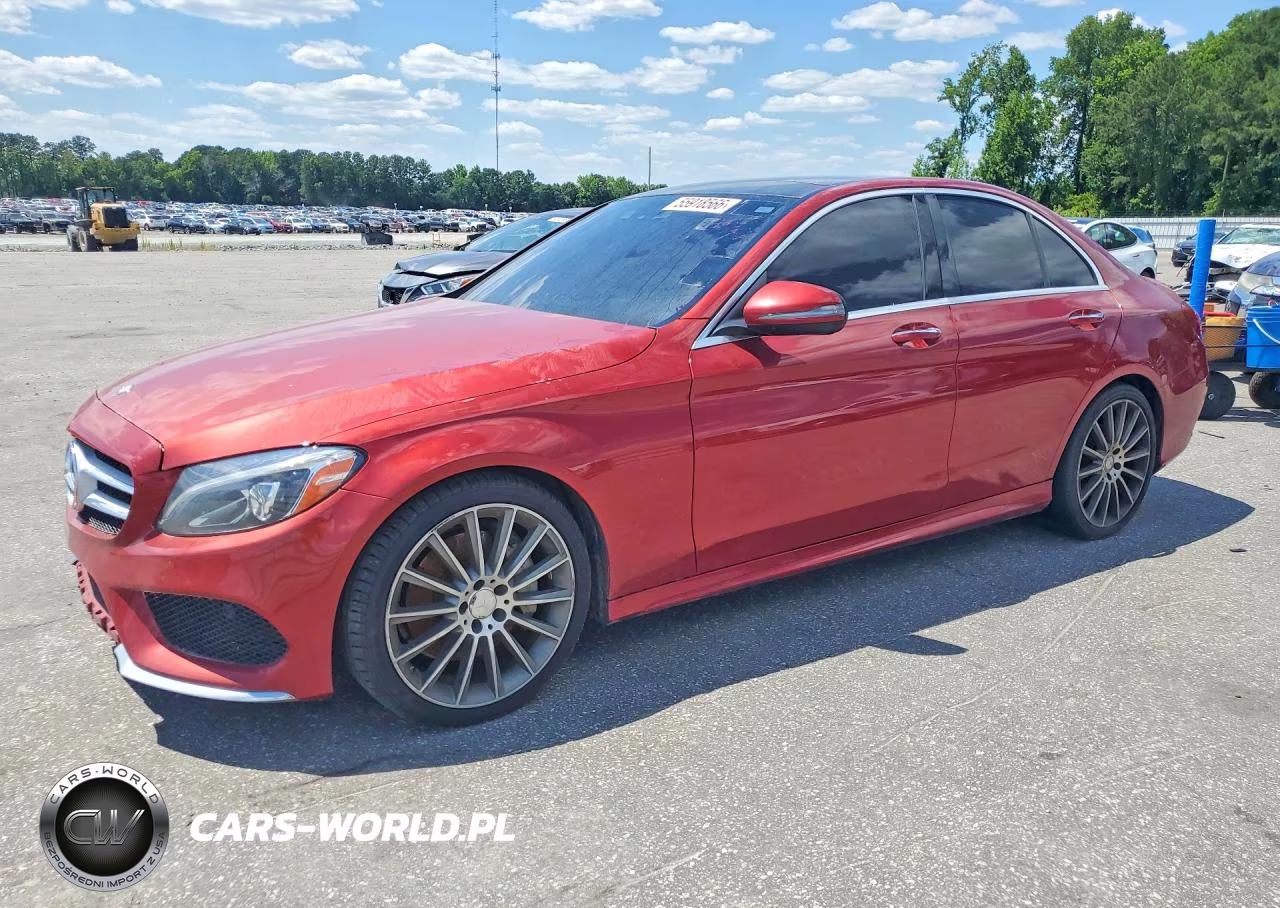 2016 Mercedes-Benz C 300 – zdjęcie 1 z 12