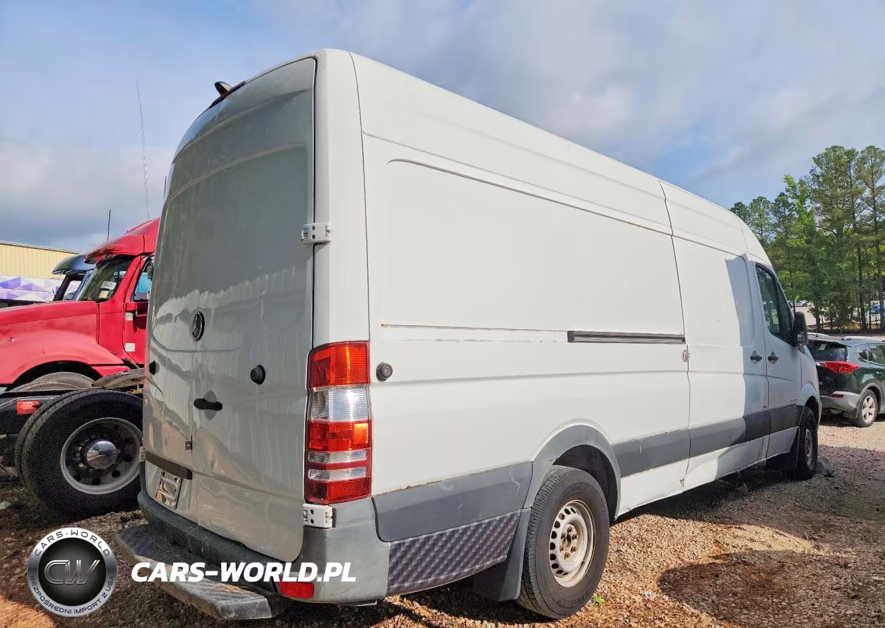 2014 Mercedes-Benz Sprinter 2500 VIN:WD3PE8DC5E5881267 - 3