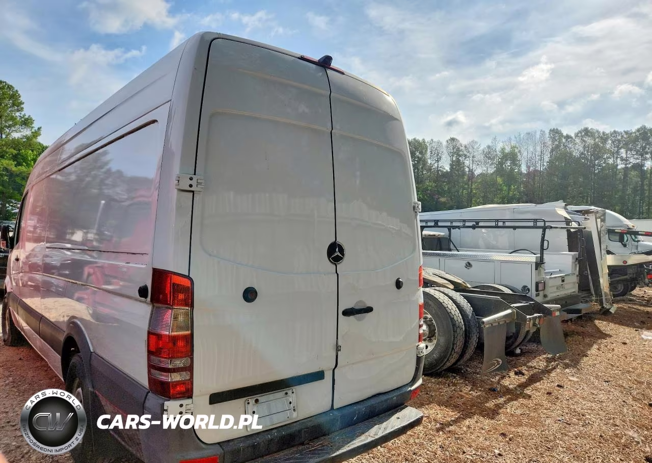 2014 Mercedes-Benz Sprinter 2500 VIN:WD3PE8DC5E5881267 - 6