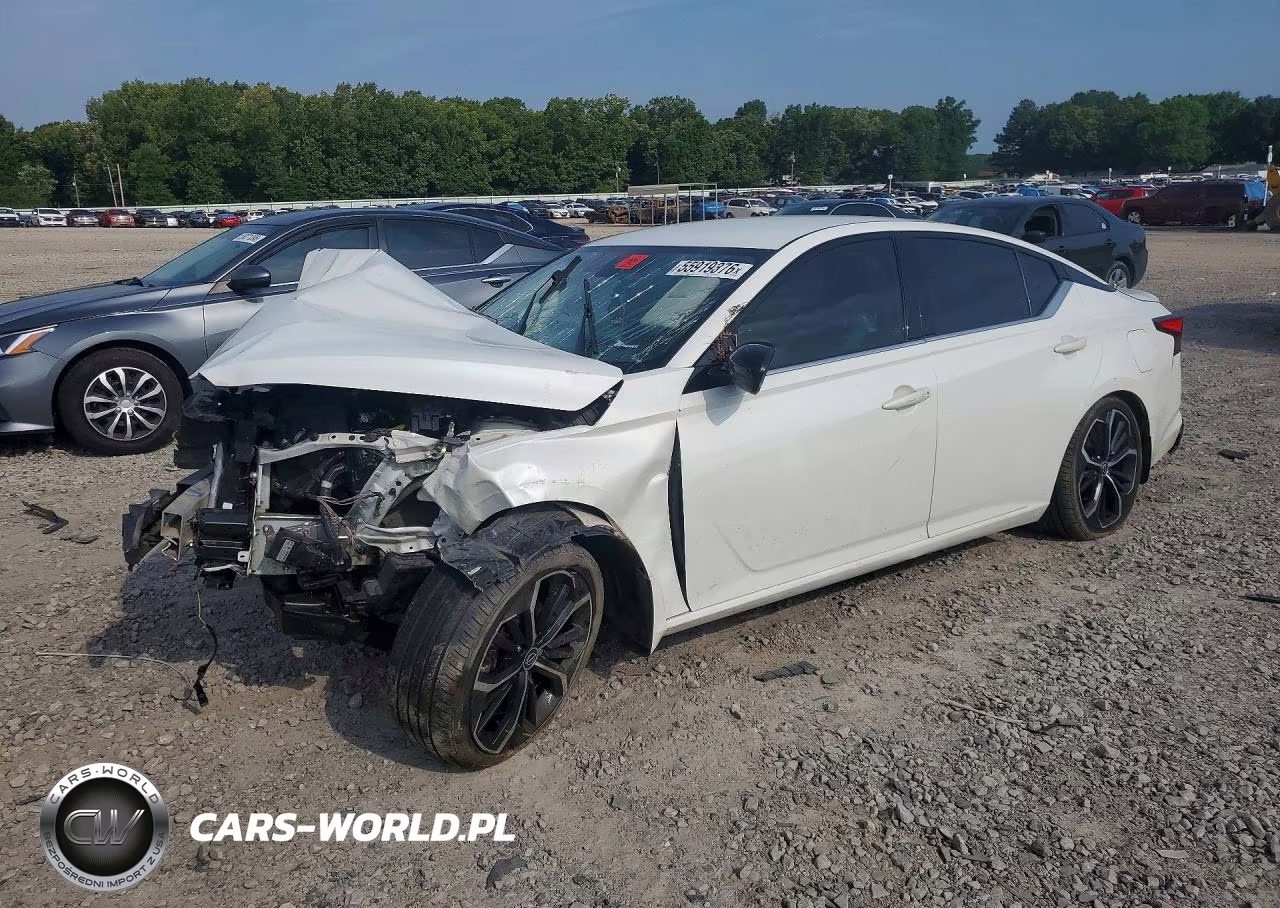 2023 Nissan Altima Sr – zdjęcie 1 z 12