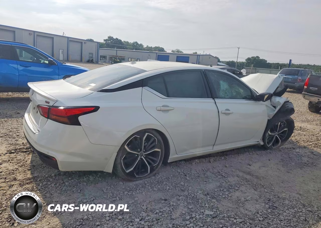 2023 Nissan Altima Sr VIN:1N4BL4CV0PN315298 - 3
