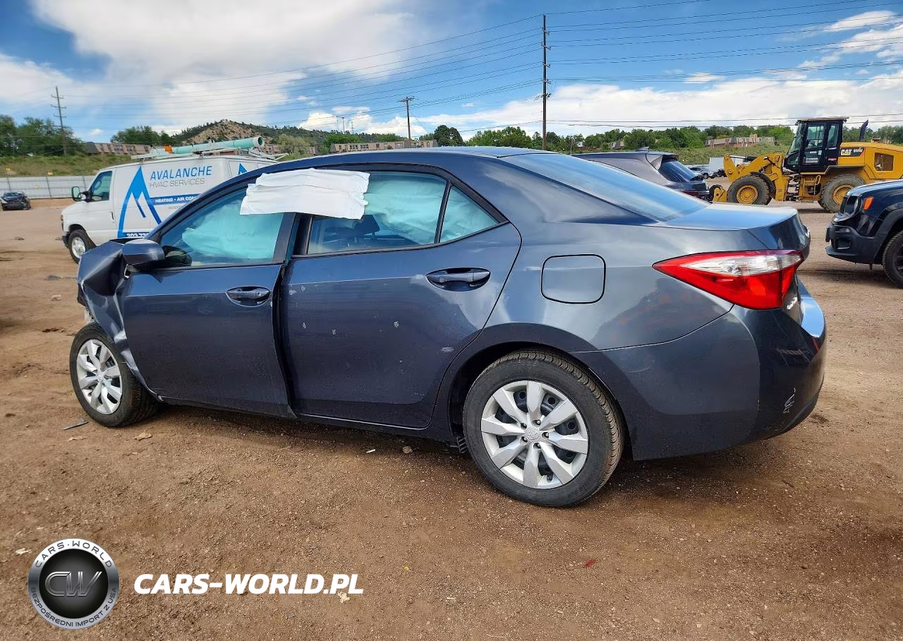 2015 Toyota Corolla Le VIN:5YFBURHE6FP256059 - 2