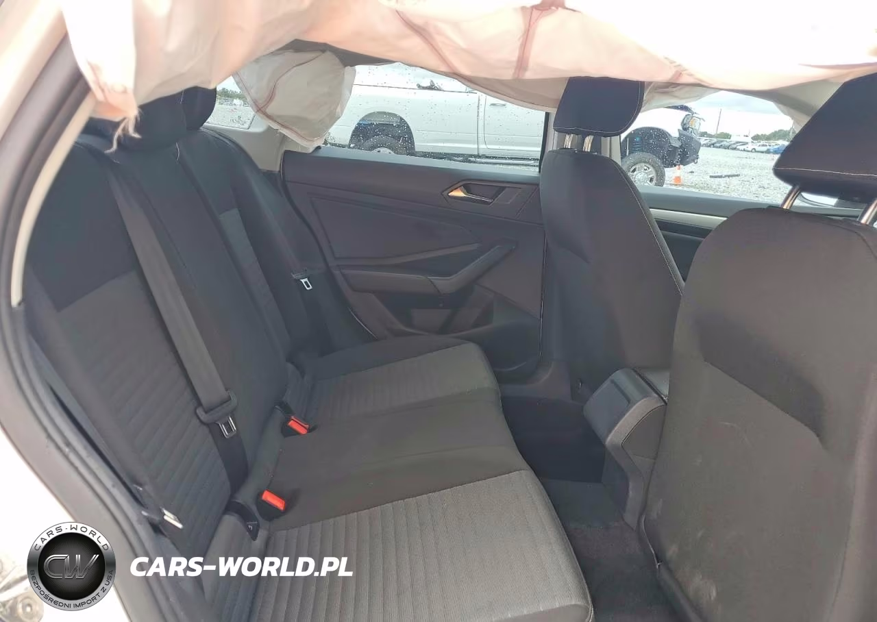 2025 Volkswagen Jetta S VIN:3VW5X7BUXSM088465 - 10