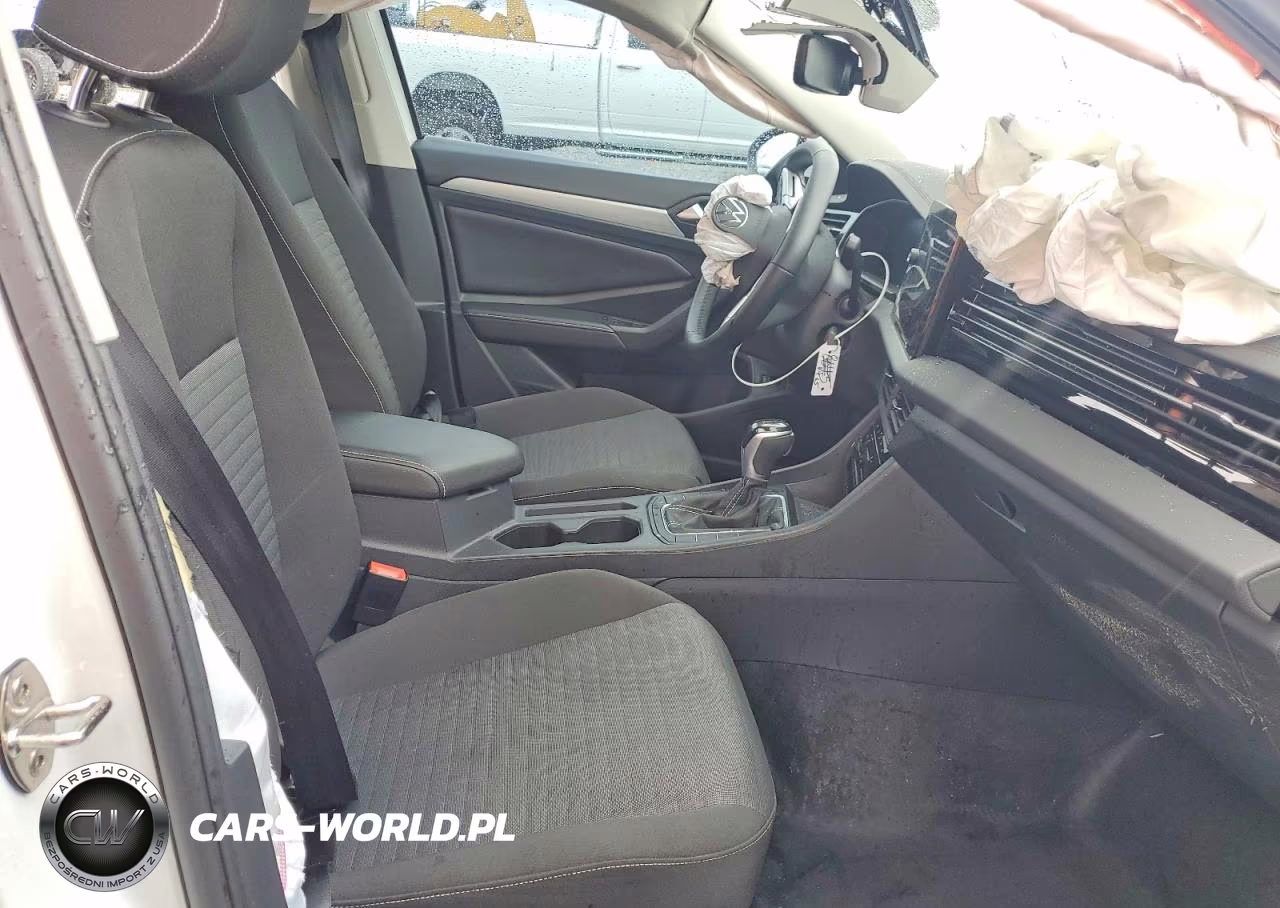 2025 Volkswagen Jetta S VIN:3VW5X7BUXSM088465 - 7