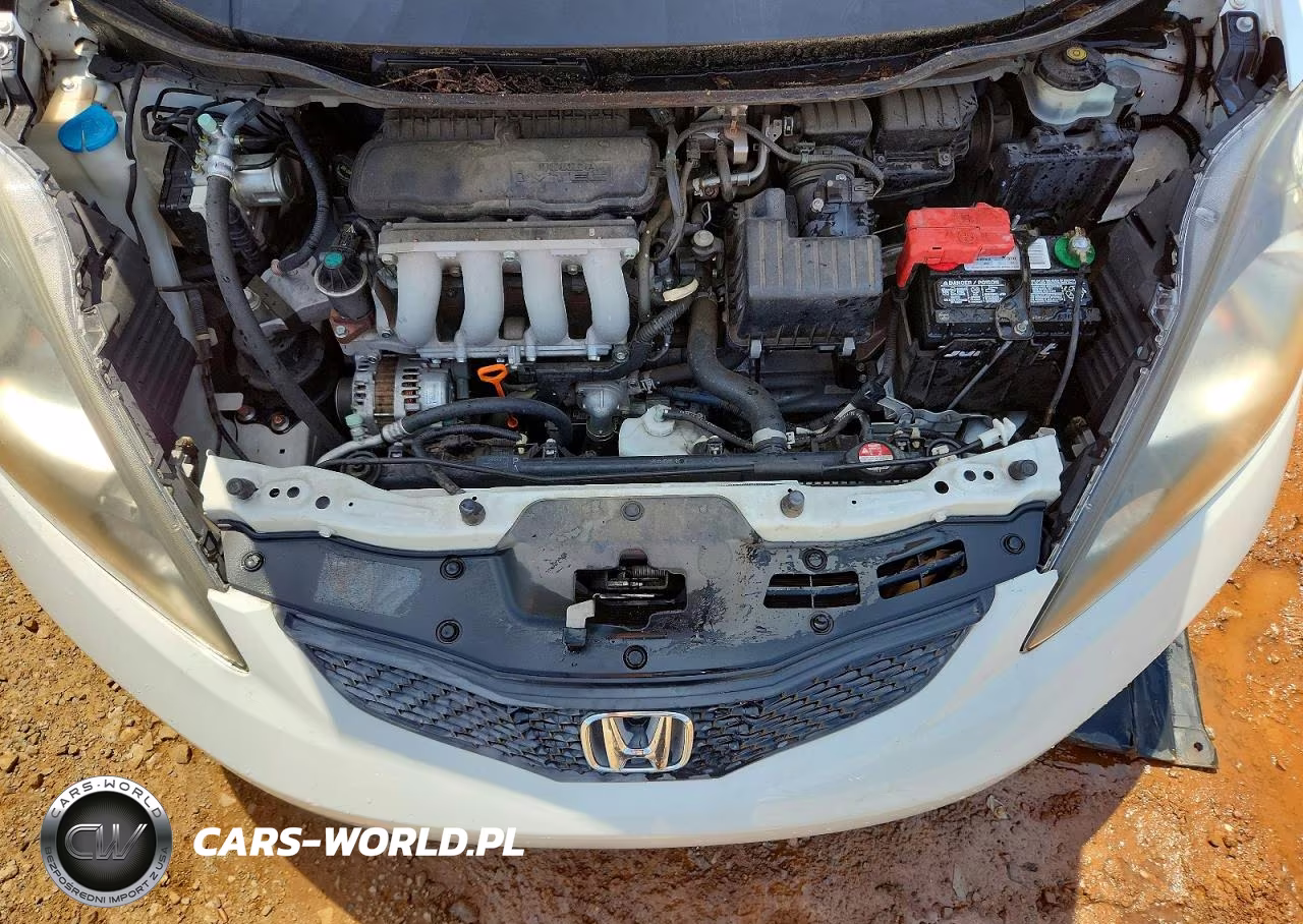 2013 Honda Fit VIN:JHMGE8G32DC015441 - 11