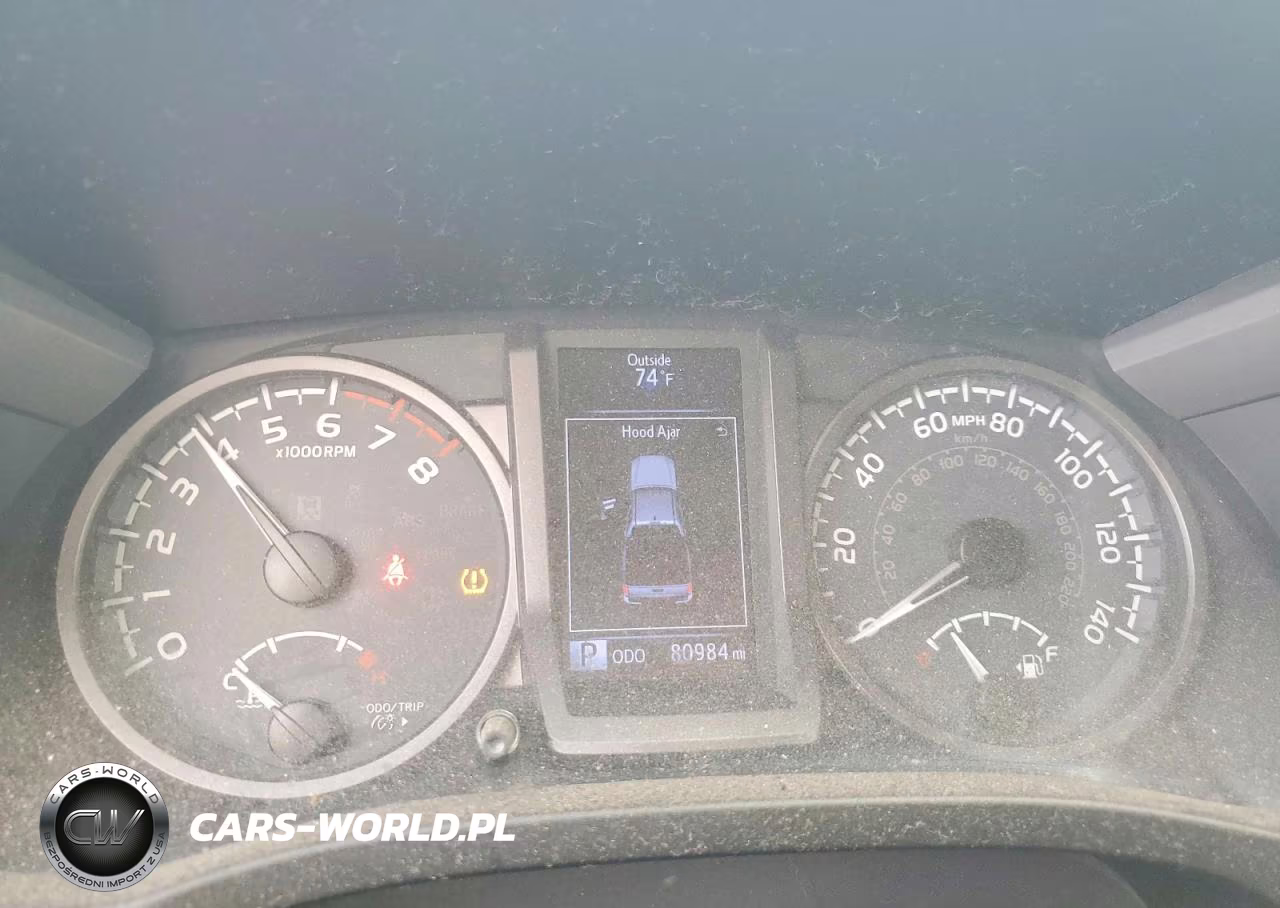 2018 Toyota Tacoma Trd Off-Road VIN:3TMCZ5AN2JM134744 - 9