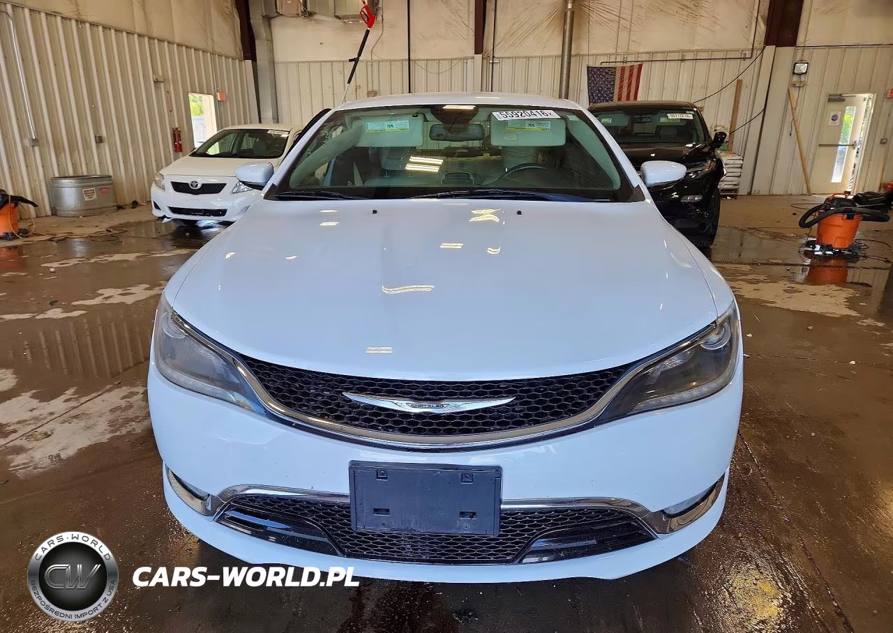 2015 Chrysler 200 C VIN:1C3CCCCG9FN728012 - 5