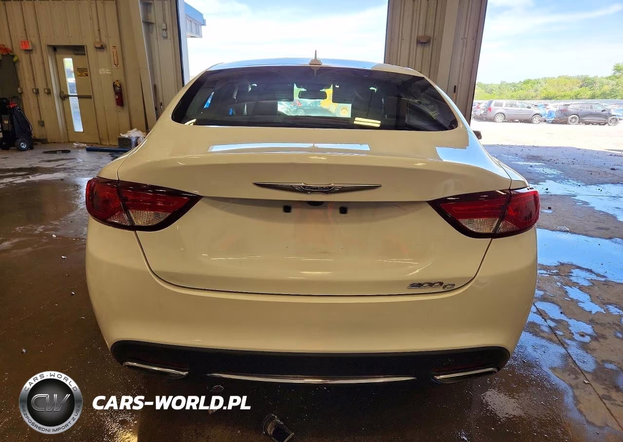 2015 Chrysler 200 C VIN:1C3CCCCG9FN728012 - 6