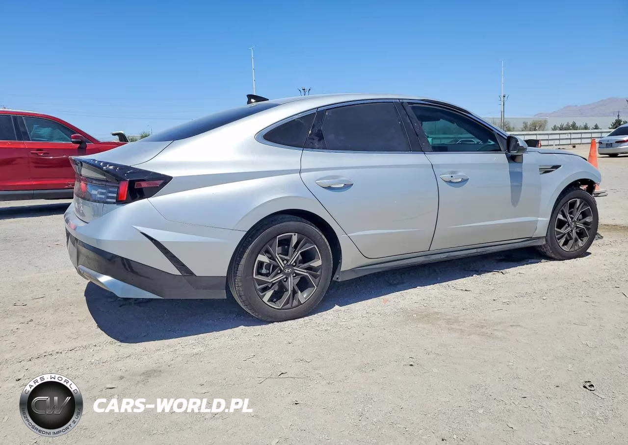 2024 Hyundai Sonata Sel VIN:KMHL64JA7RA408380 - 3