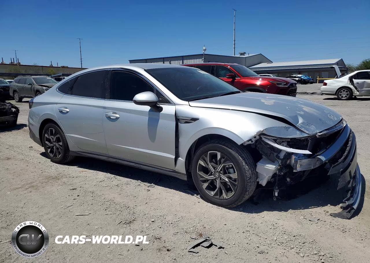 2024 Hyundai Sonata Sel VIN:KMHL64JA7RA408380 - 4