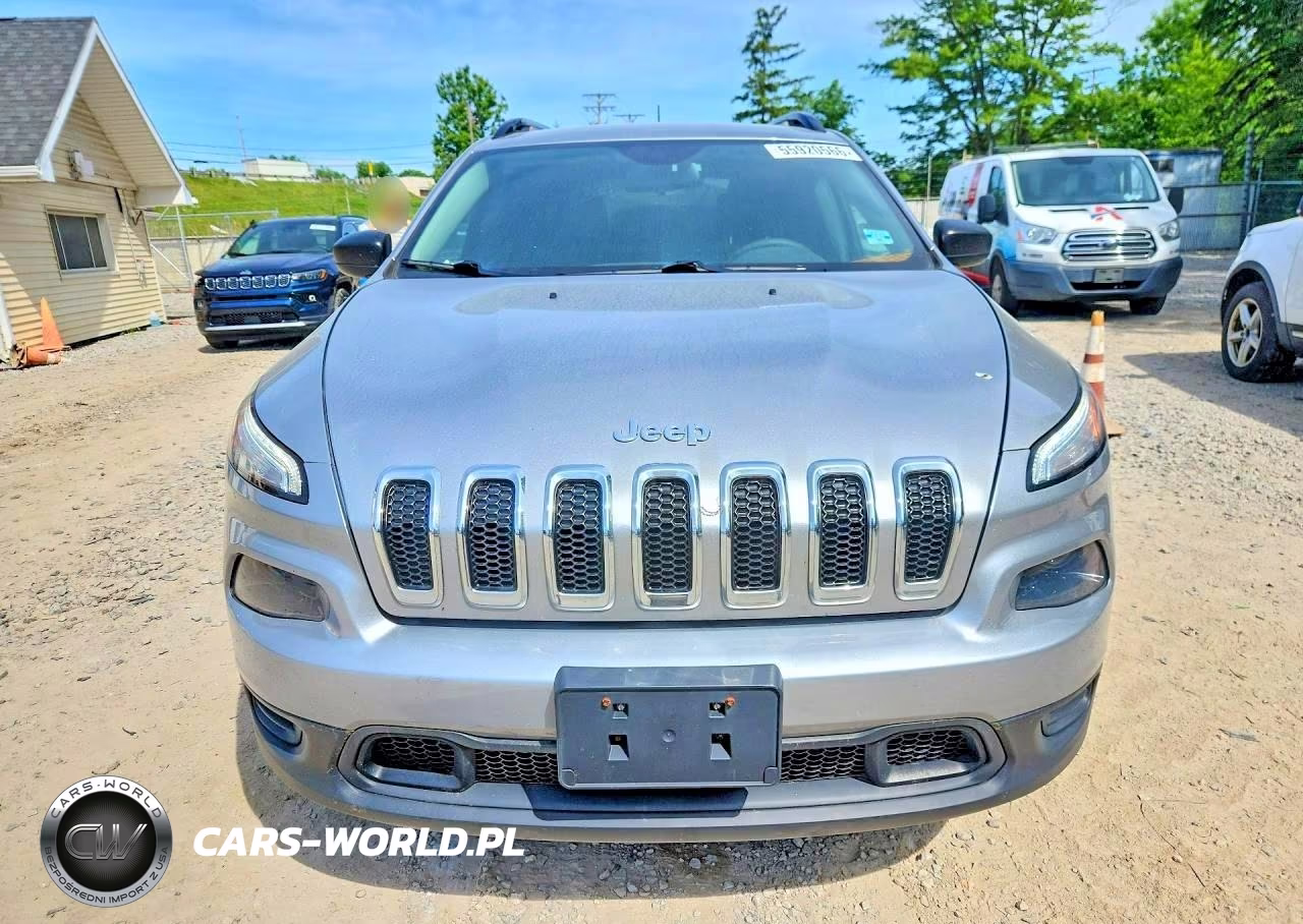 2016 Jeep Cherokee Sport VIN:1C4PJMAB1GW305582 - 5