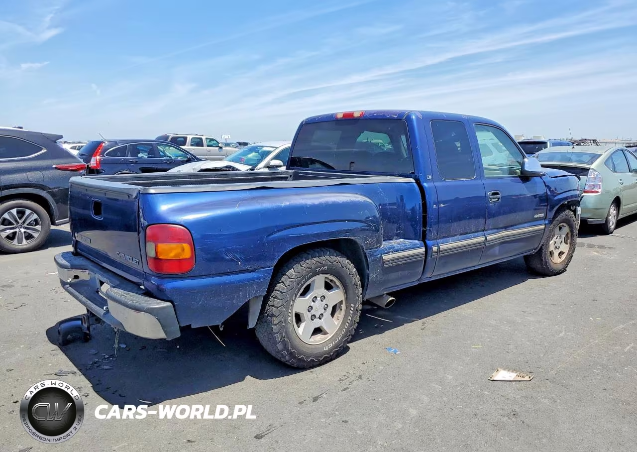 2001 Chevrolet Silverado C1500 VIN:2GCEC19T011385887 - 3