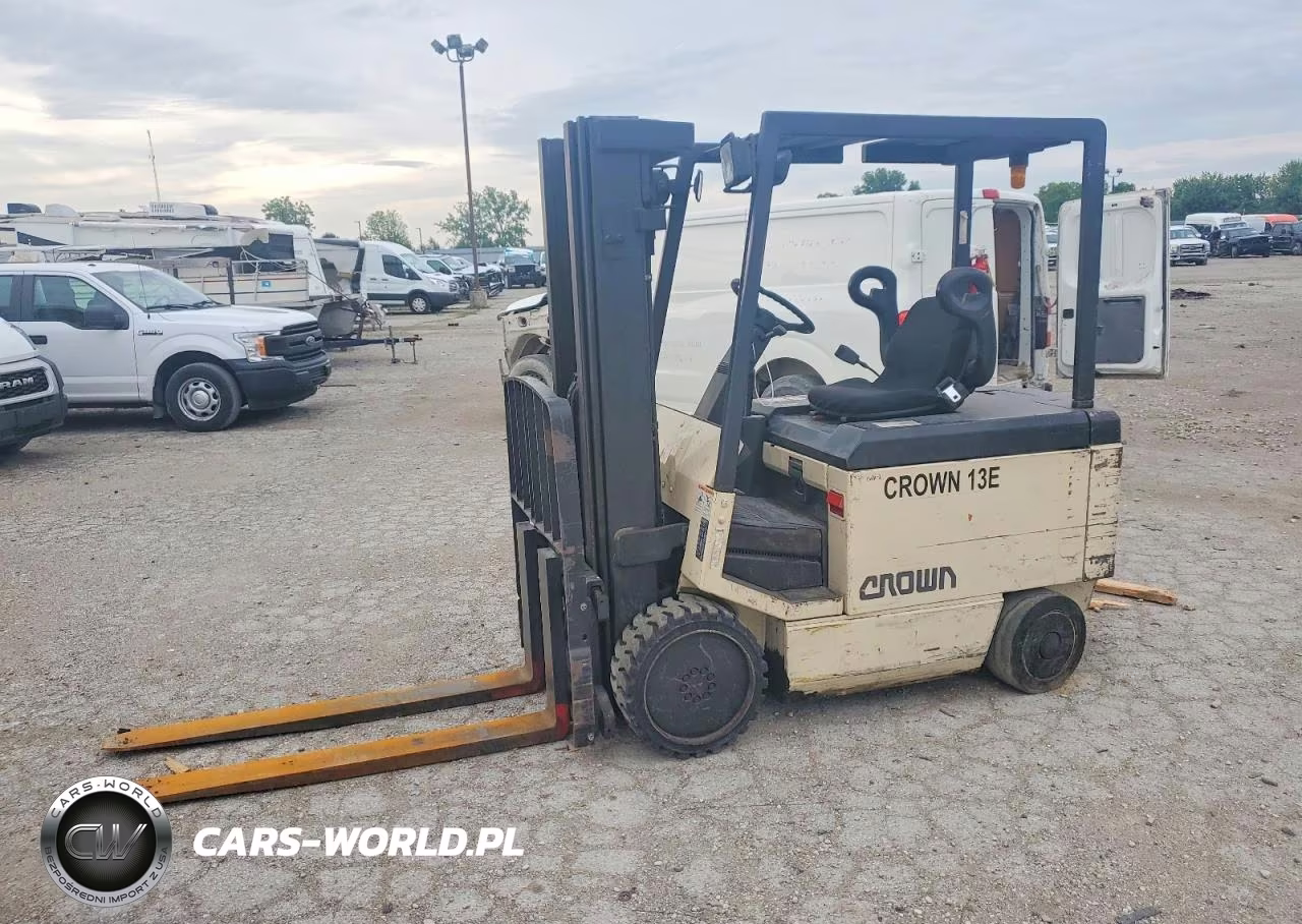 2014 Crown Forklift VIN:9A117827 - 2