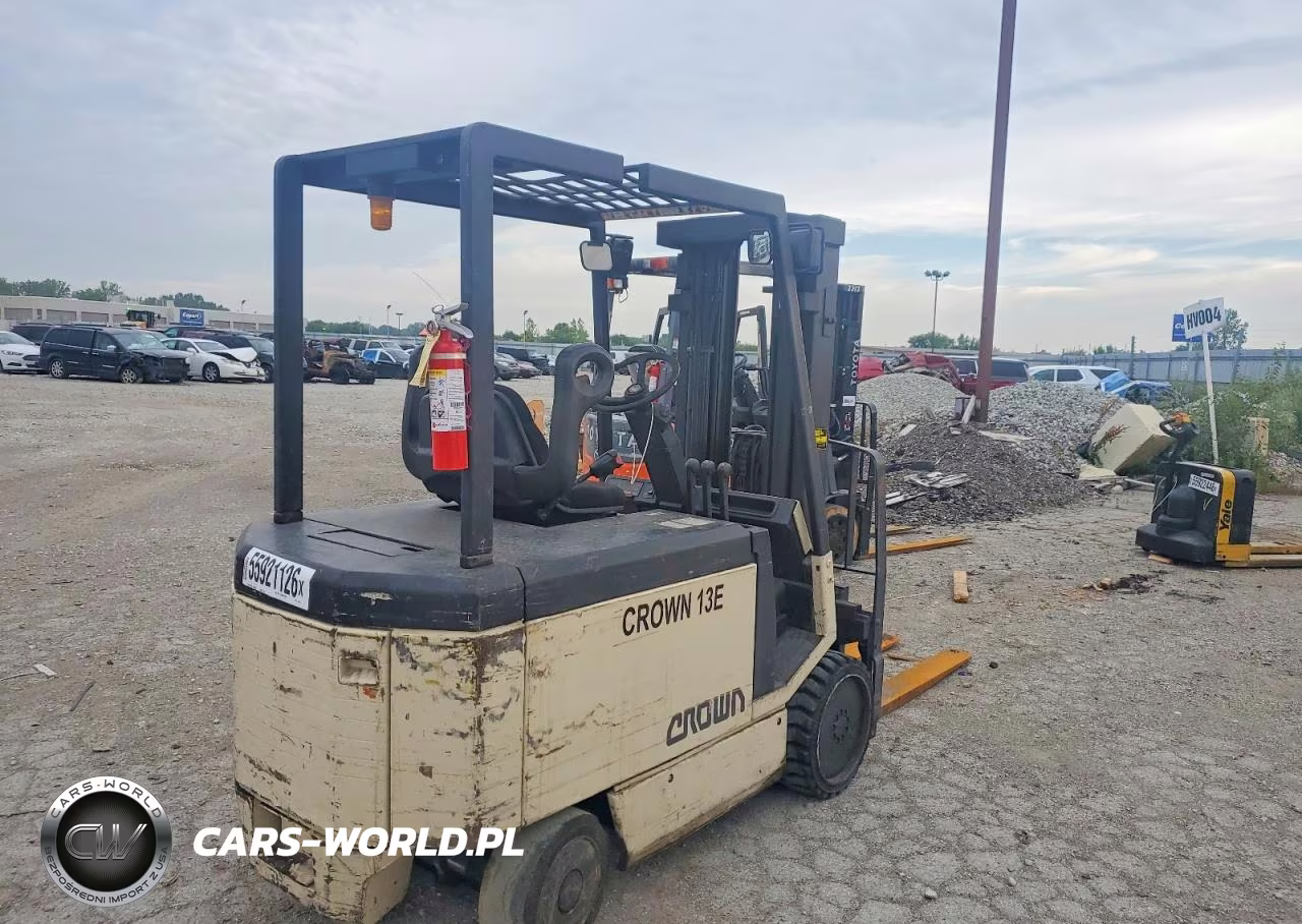 2014 Crown Forklift VIN:9A117827 - 4