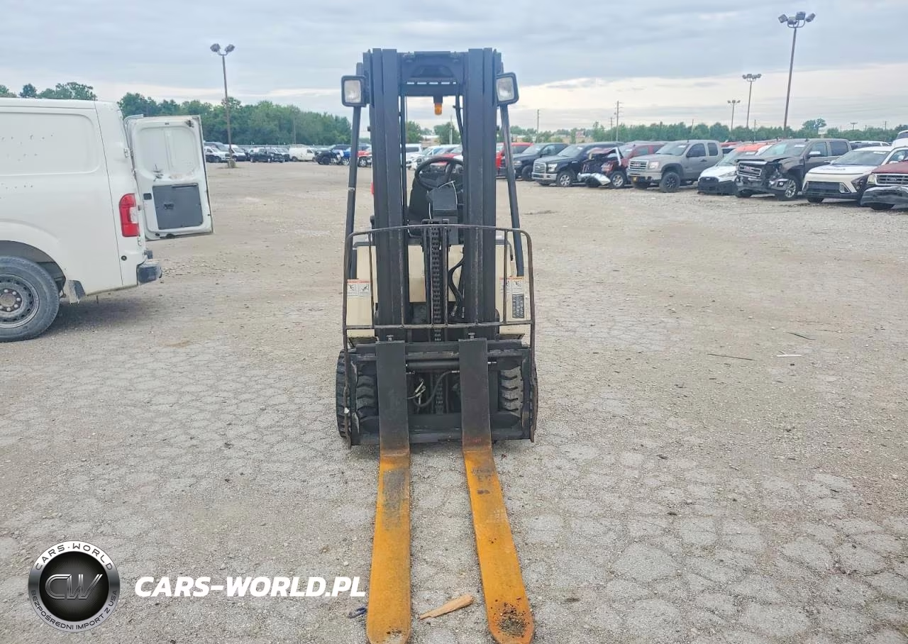 2014 Crown Forklift VIN:9A117827 - 9