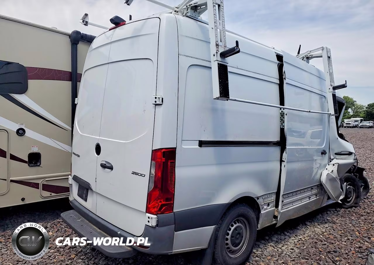 2022 Mercedes-Benz Sprinter 2500 VIN:W1Y4DBHY7NT096478 - 3