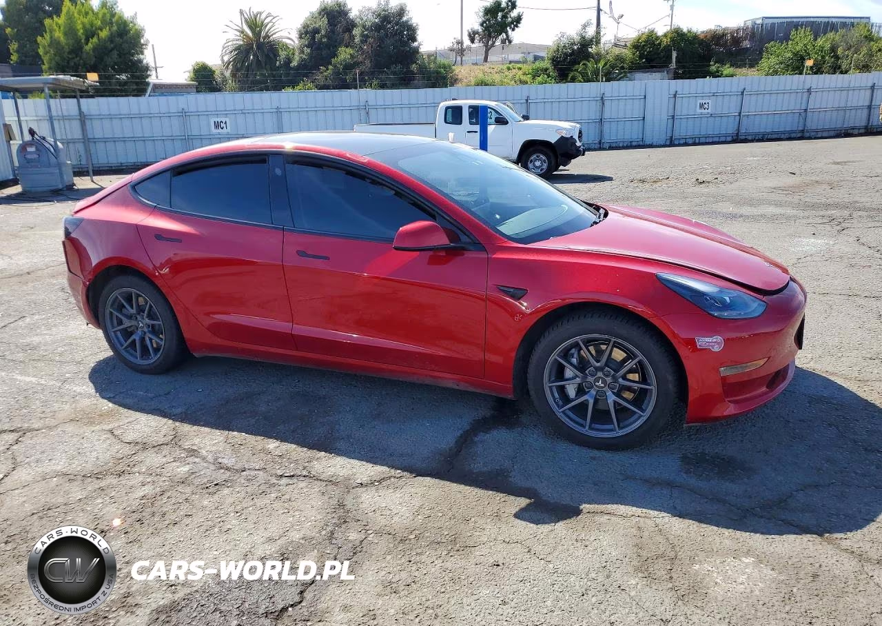 2021 Tesla Model 3 VIN:5YJ3E1EB4MF875460 - 4