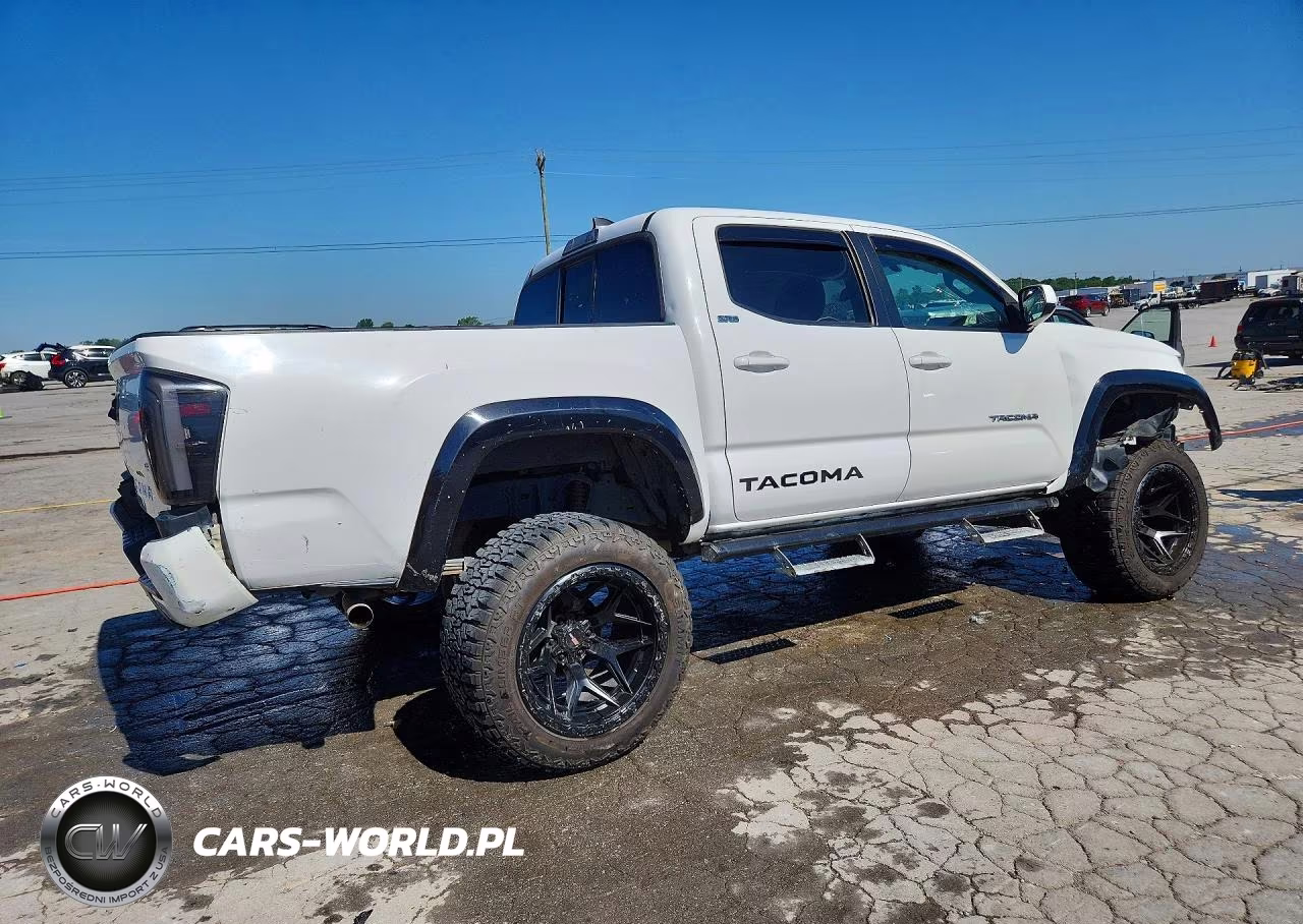 2017 Toyota Tacoma Sr5 V6 VIN:5TFAZ5CN5HX028703 - 3