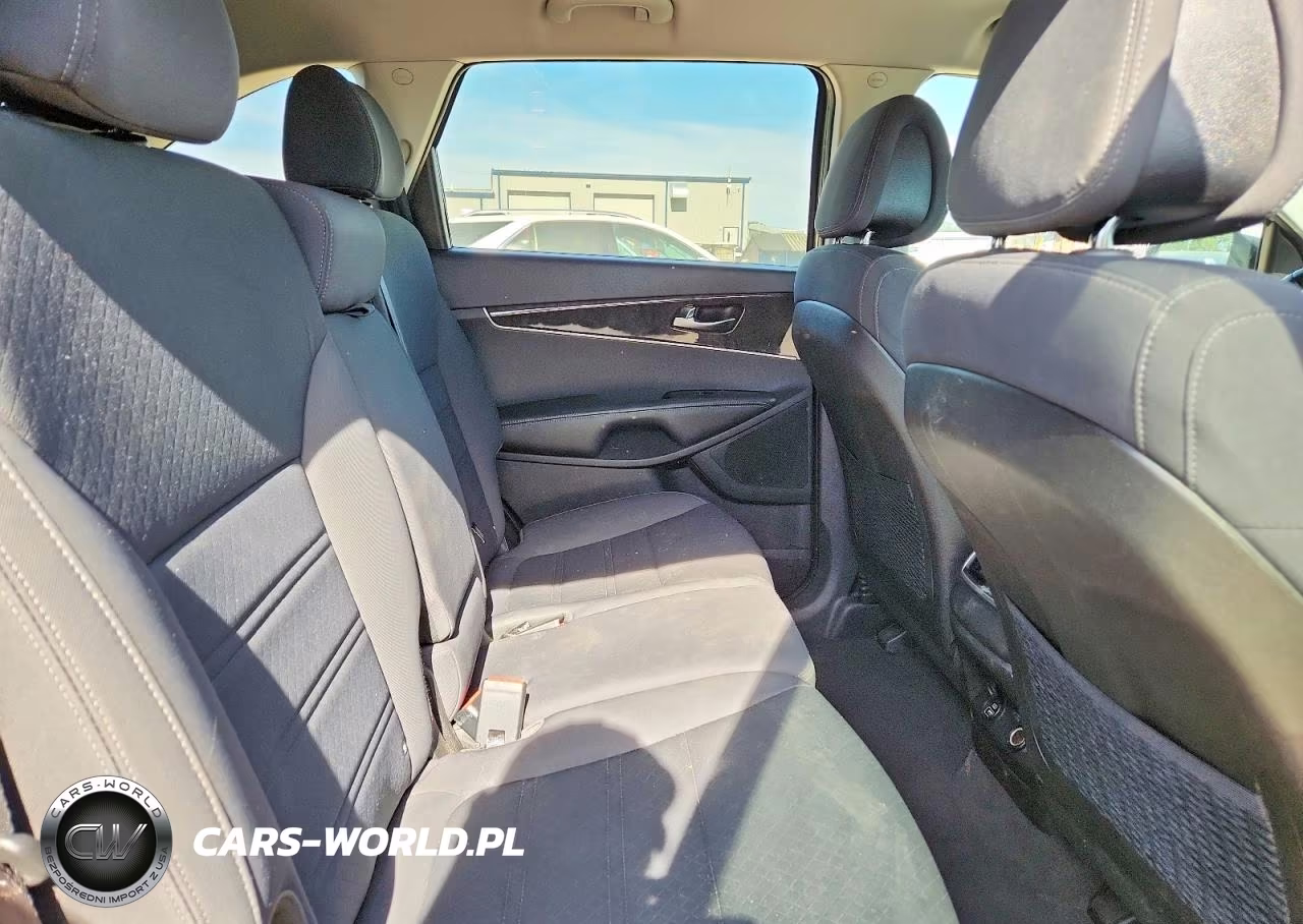 2016 Kia Sorento Lx VIN:5XYPG4A32GG059811 - 11