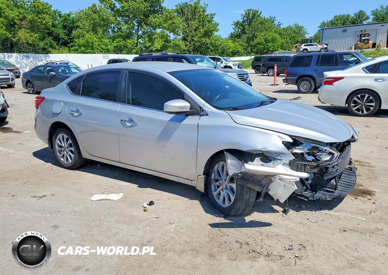 2018 Nissan Sentra Sv VIN:3N1AB7AP3JY208130 - 4