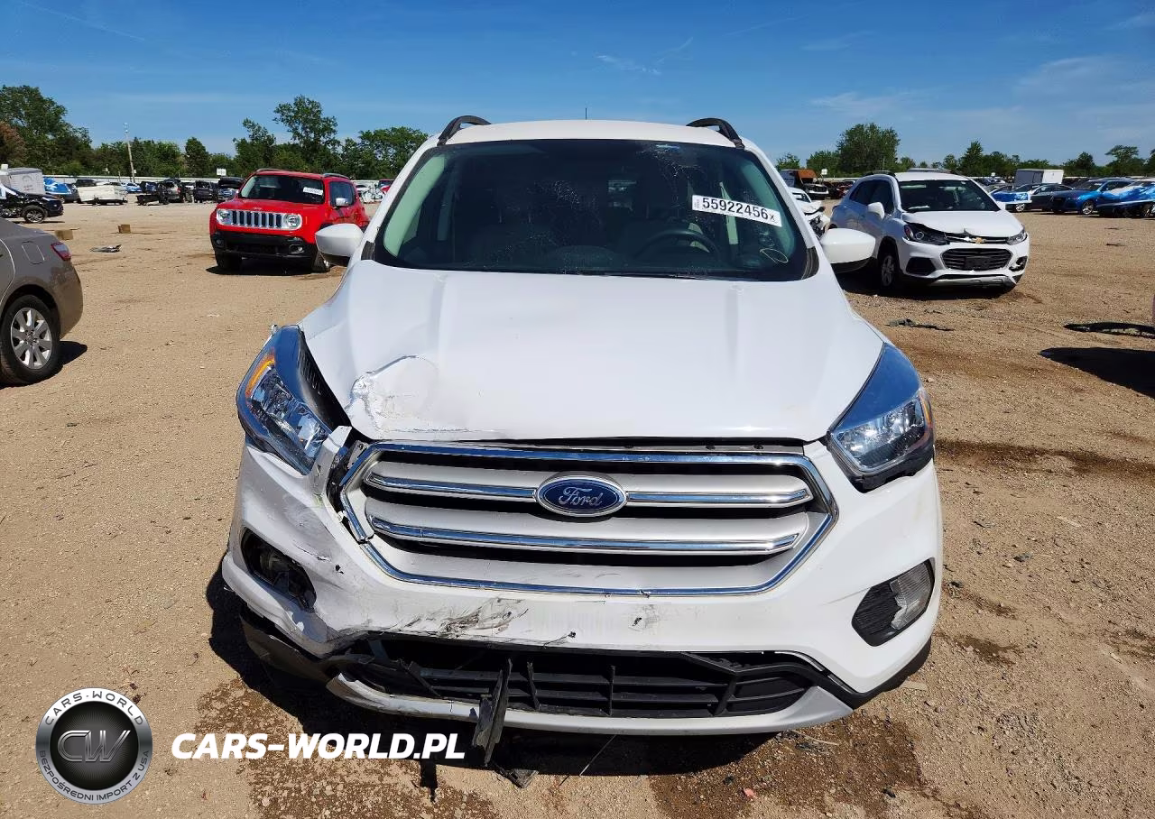 2018 Ford Escape Se VIN:1FMCU9GDXJUC19908 - 5