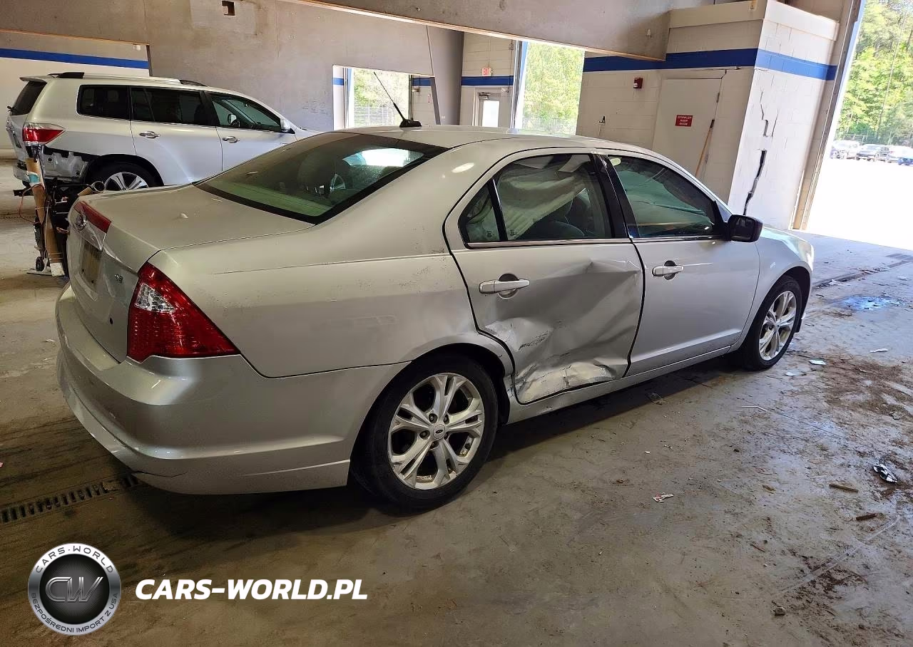 2012 Ford Fusion Se VIN:3FAHP0HA0CR190467 - 3