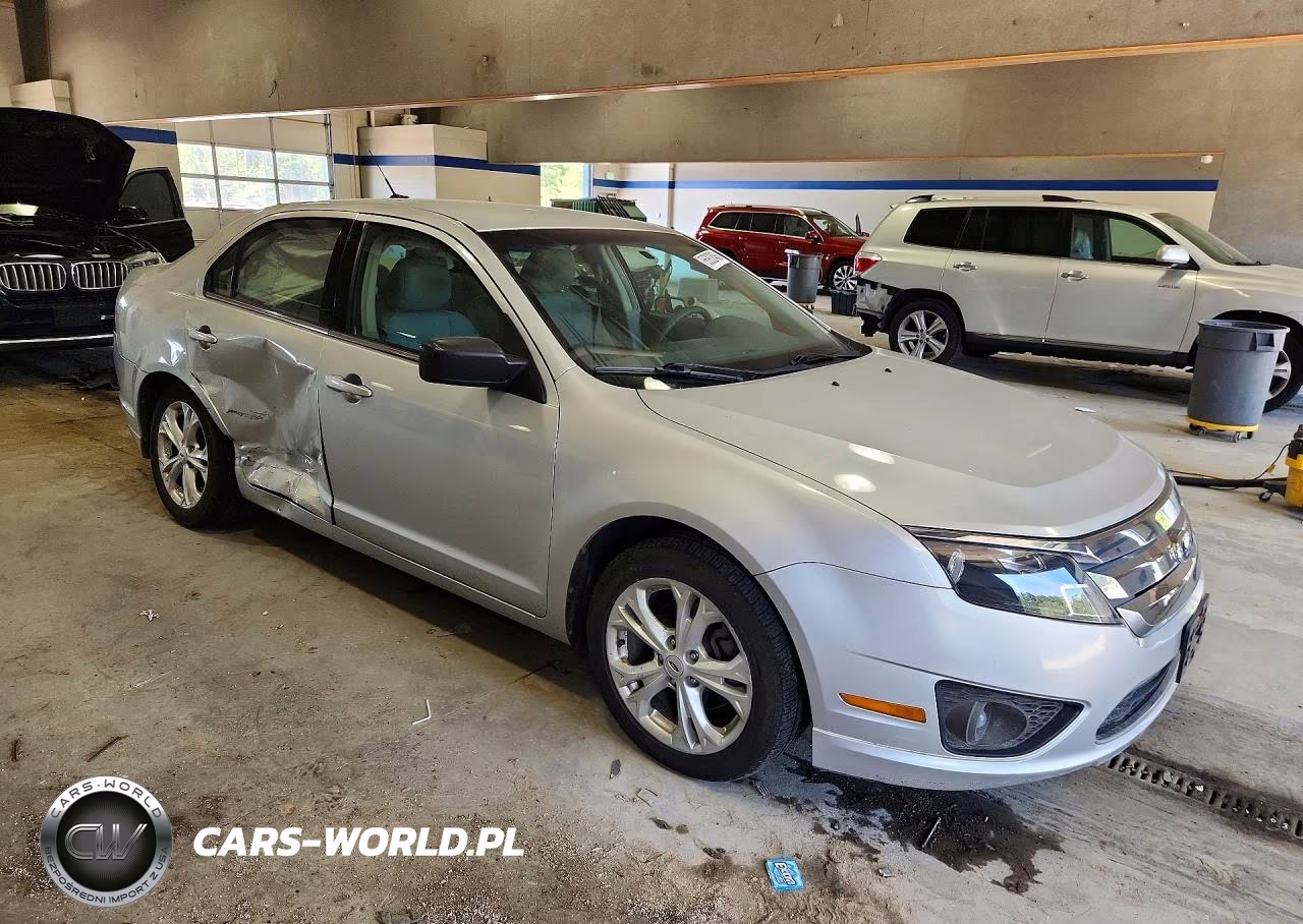 2012 Ford Fusion Se VIN:3FAHP0HA0CR190467 - 4