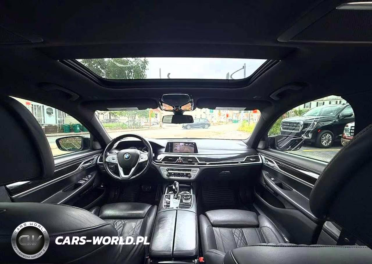 2018 BMW 750 Xi VIN:WBA7F2C55JB238705 - 9