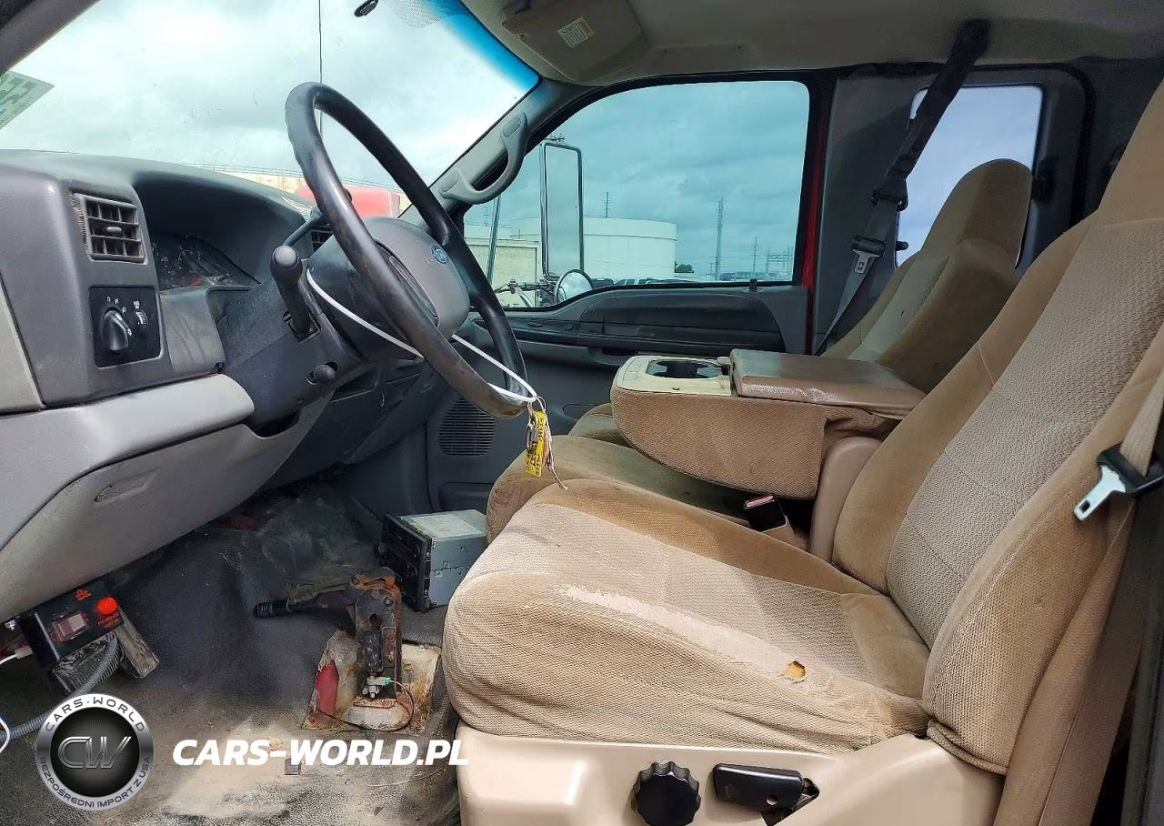 2005 Ford F650 Super Duty VIN:3FRNX65F15V139654 - 7