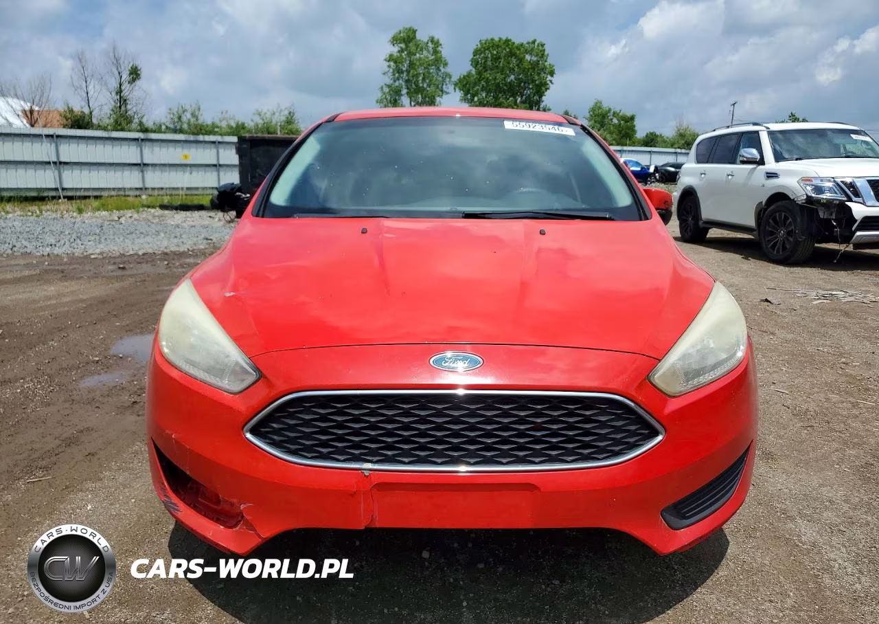 2017 Ford Focus Se VIN:1FADP3K23HL282230 - 5