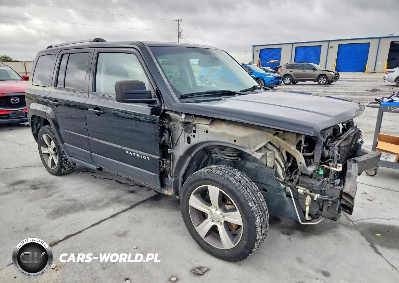 2016 Jeep Patriot Latitude VIN:1C4NJRFB7GD524104 - 4