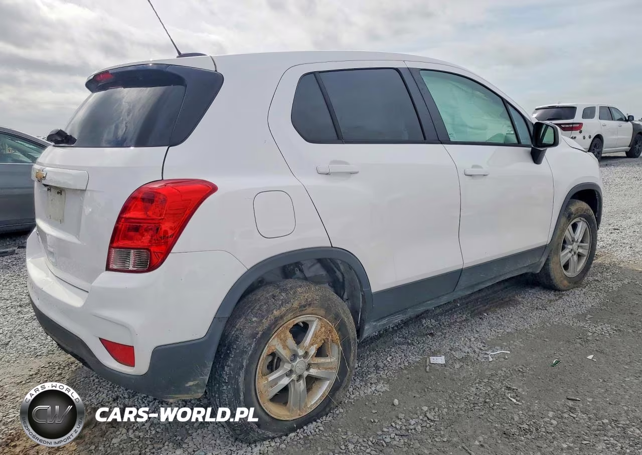 2020 Chevrolet Trax Ls VIN:3GNCJNSB9LL199523 - 3