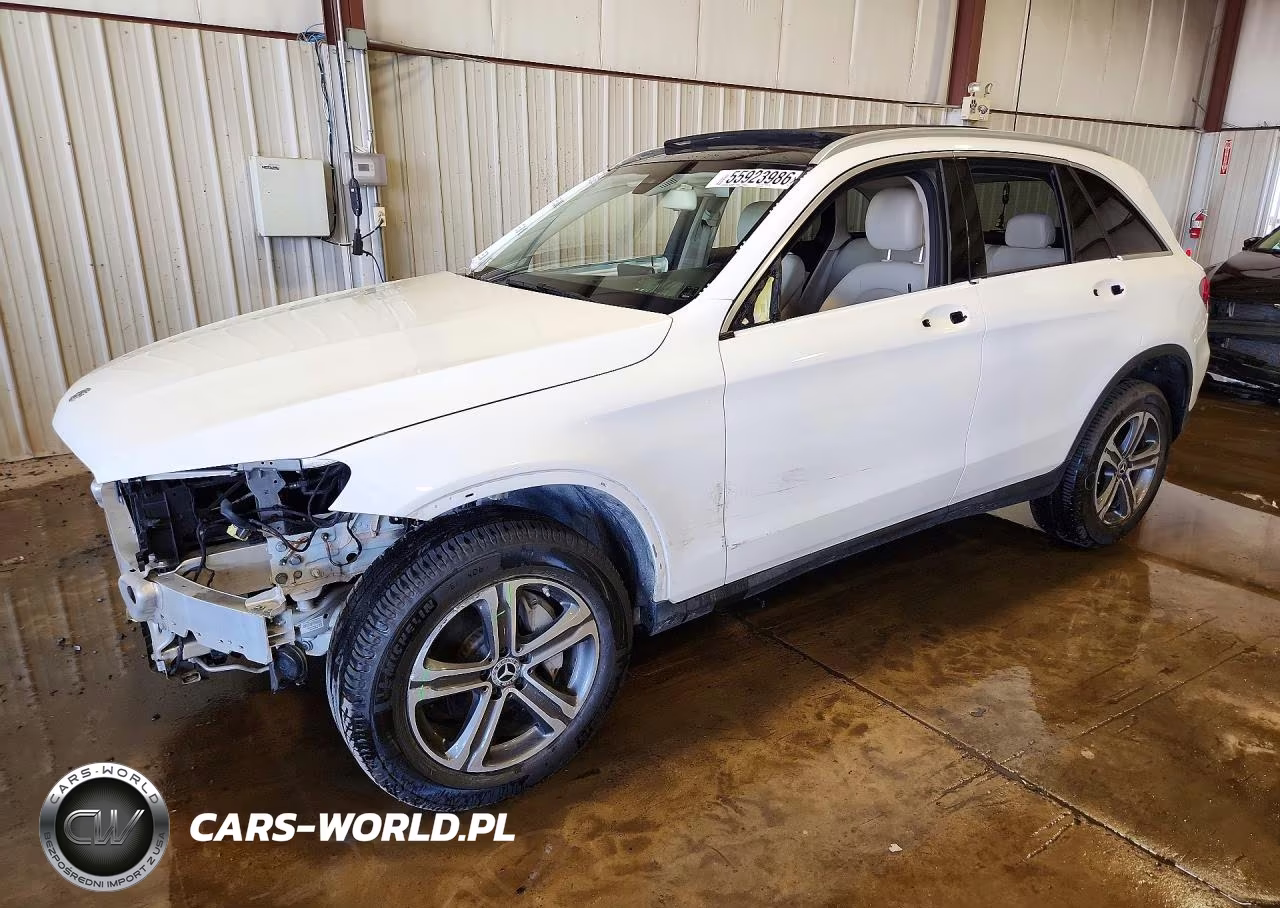 2018 Mercedes-Benz Glc 300 – zdjęcie 1 z 14