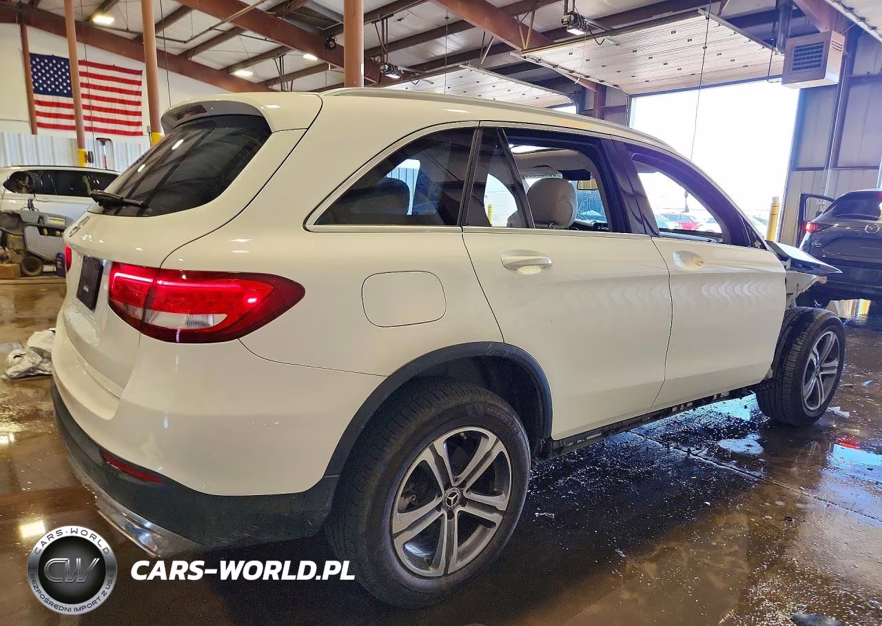 2018 Mercedes-Benz Glc 300 VIN:WDC0G4JBXJV022766 - 3