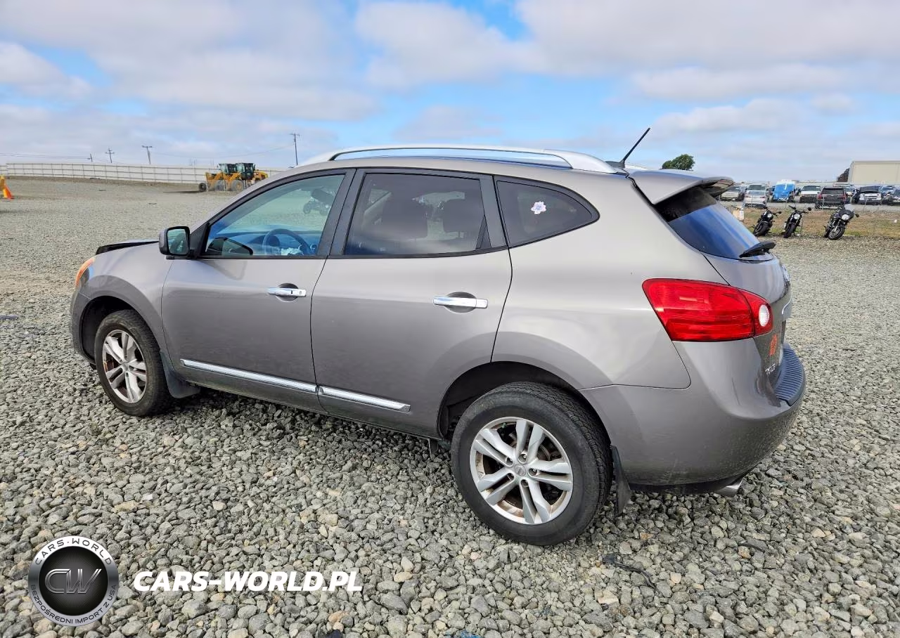 2013 Nissan Rogue S VIN:JN8AS5MT2DW529070 - 2